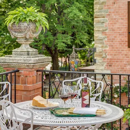 ヴィラ ラ ファヴォリタ ファームステイ